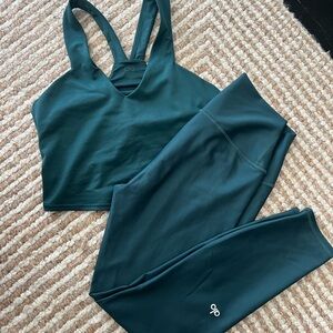 ALO Yoga Deep Teal Sports Bra and Leggings Set